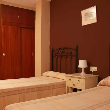 Ξενοδοχείο Tilos 2*